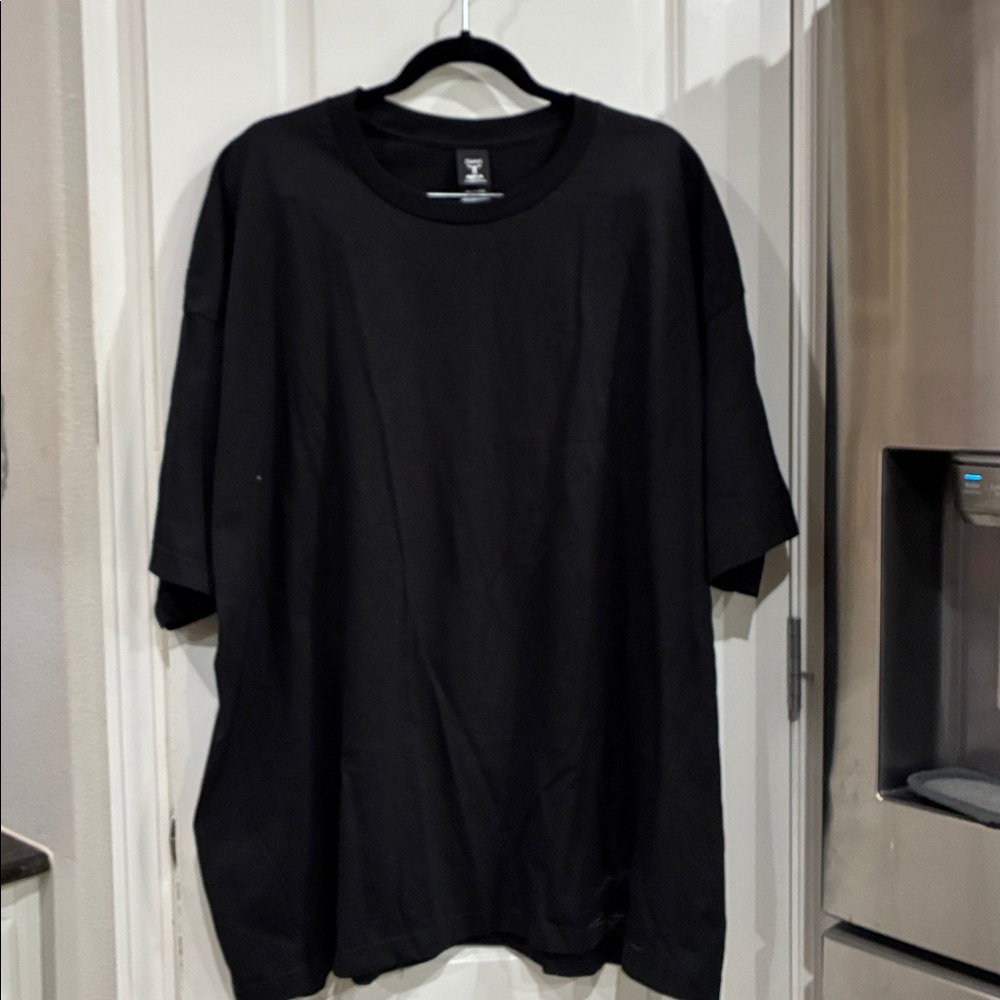 Black Oversized T-Shirt Hanes beefy T